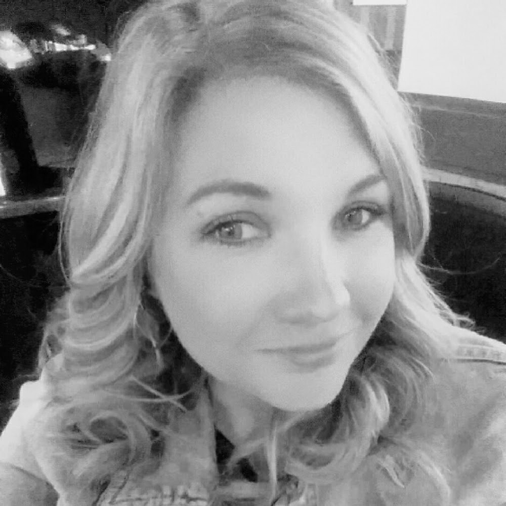 Meet your Posher, Alicia